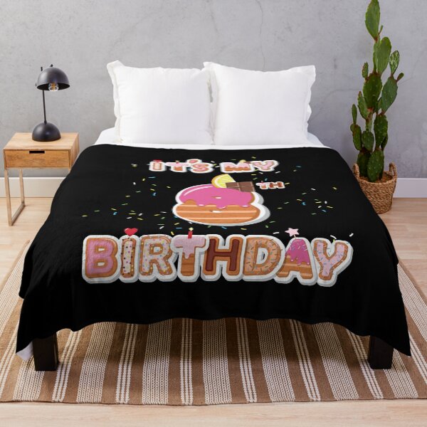 Aperçu de l'œuvre C'est mon 8e anniversaire Donut - 8 ans B-day Donut Girl print créée et vendue par Grabitees.