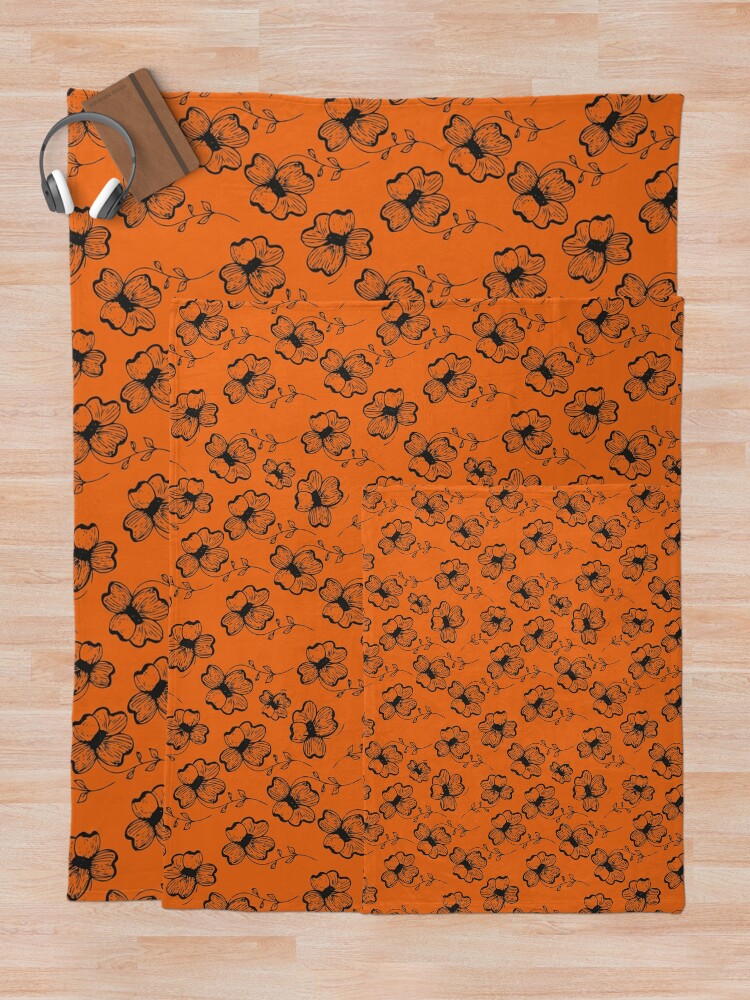 Alternate view of Exuberance Pretty Pansy Throw Blanket