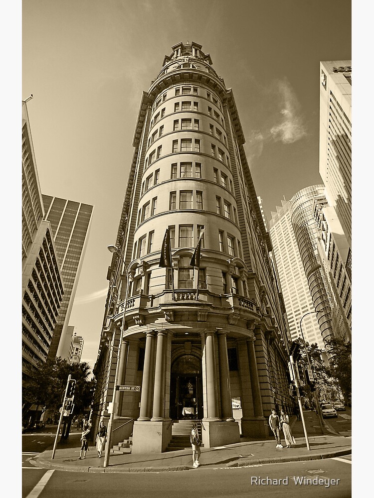 The Old Bank by RICHARDW