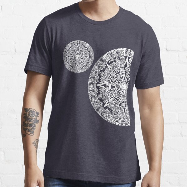 Aztec calendar Essential T-Shirt