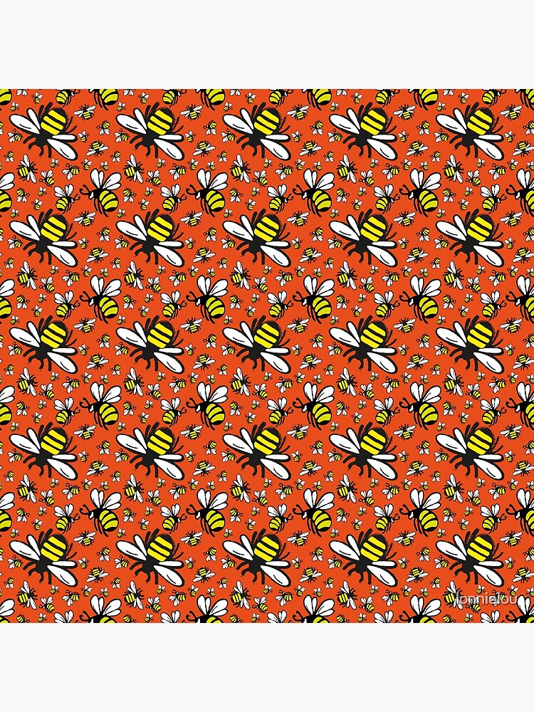 Buzzy Bee and his little ones in ORANGE by lonnielou