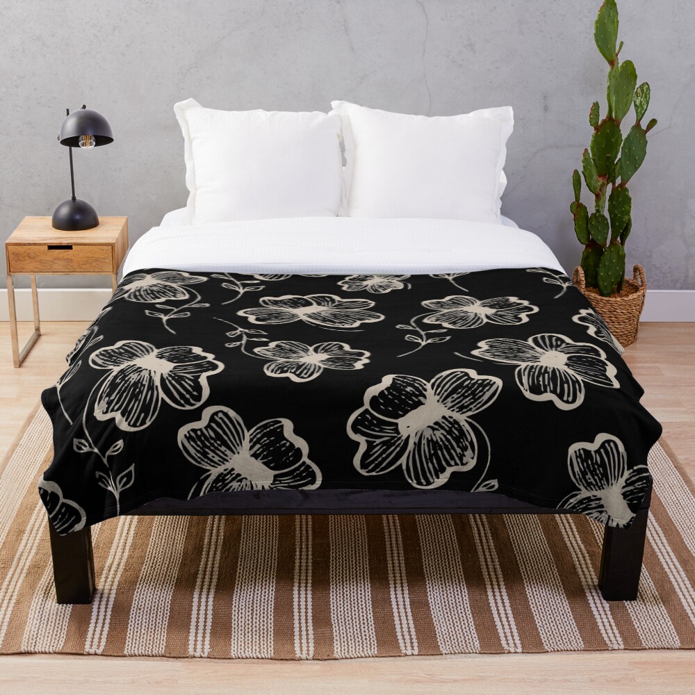 Pretty Pansy in Cream & Black Throw Blanket