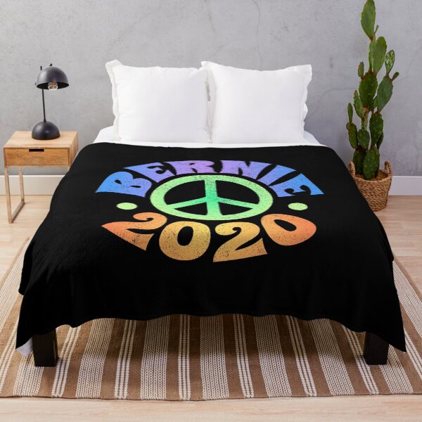 Artikelvorschau, Bernie 2020 Retro Vintage Hippie Friedenszeichen entworfen und verkauft von EstelleStar.