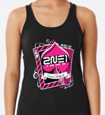 2NE1 für immer Blackjack Racerback Tank Top