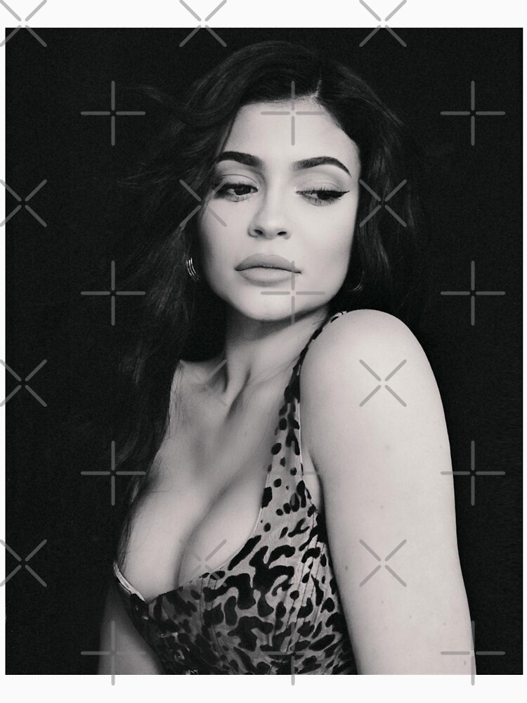 kylie jenner Pullover Hoodie