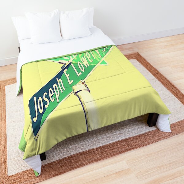 The Corner No. 4 Comforter
