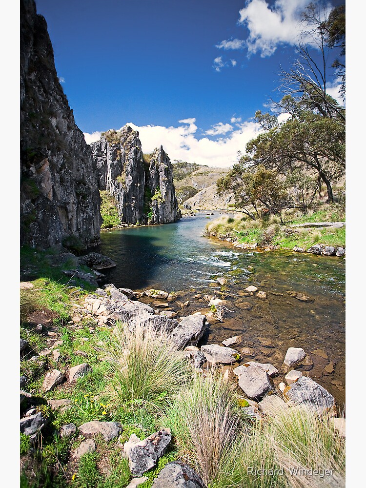 Caves Creek, Kosciuszko National Park by RICHARDW