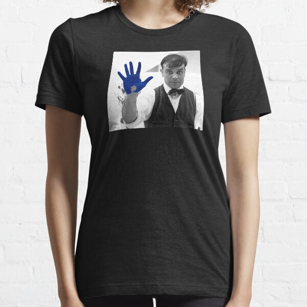 Artist Yves Klein blue Essential T-Shirt