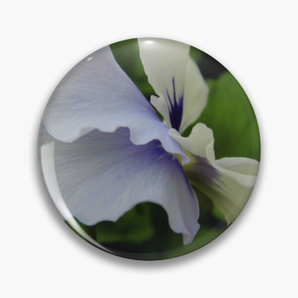 Artikelvorschau, Pansy Sideview entworfen und verkauft von WildestArt.
