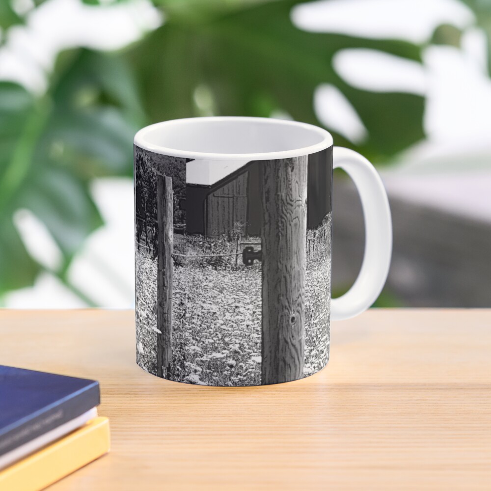 All the Queens Barn /Features Field of Queen Ann Lace/Fence Coffee Mug