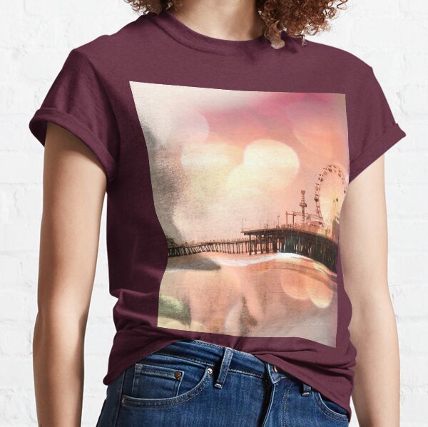 Sparkling pink Santa Monica Pier Classic T-Shirt