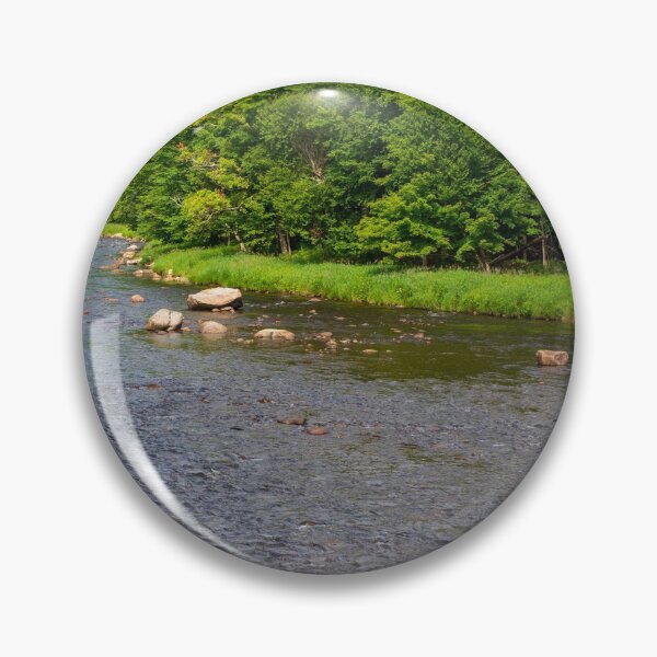 Artikelvorschau, Felsen und Wasser entworfen und verkauft von Ruth Curtis.