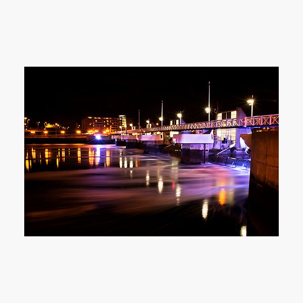 Aperçu de l'œuvre The Lagan Weir No.2 créée et vendue par Chris Cardwell.