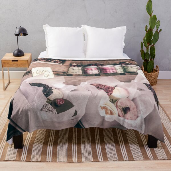 Artikelvorschau, Alte Welt Blumenstand entworfen und verkauft von NatLeBrunDesign.