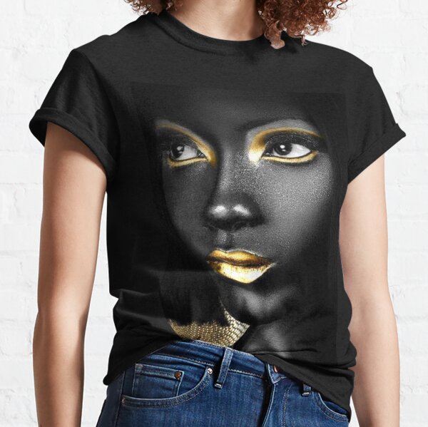 Girlfriend designs T-shirt with her face on it to warn ladies off