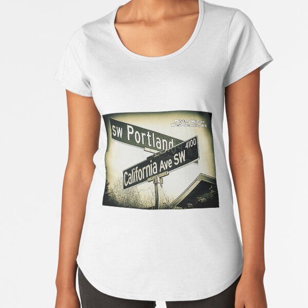 SW Portland Street & California Ave SW SIGNATURE Premium Scoop T-Shirt