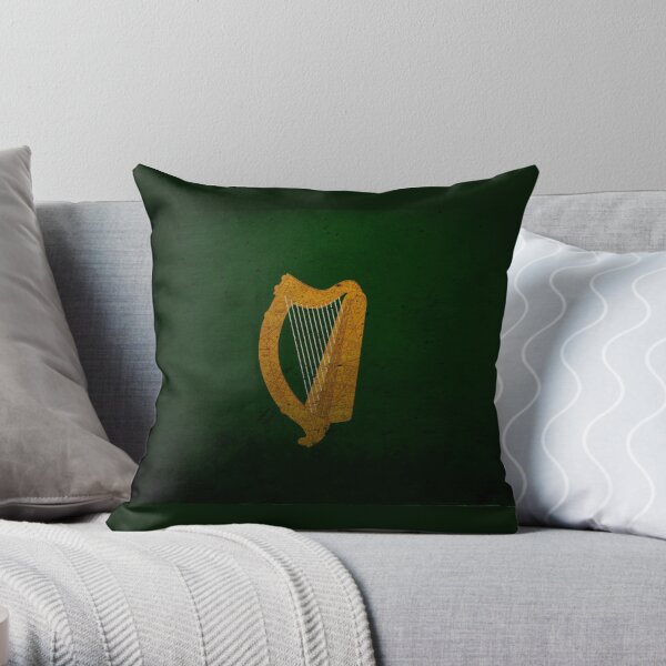 Coat of Arms Flag of the Republic of Ireland Throw Pillow