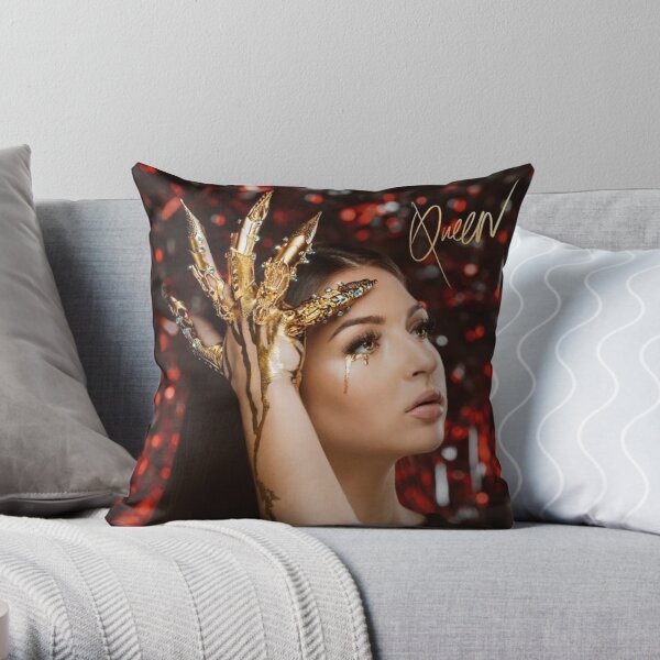 Eva Queen Coussin