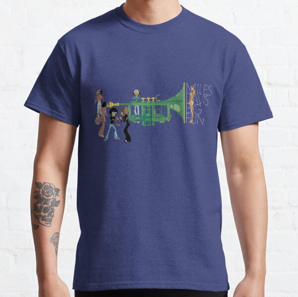 Beaucoup d'amusement T-shirt classique