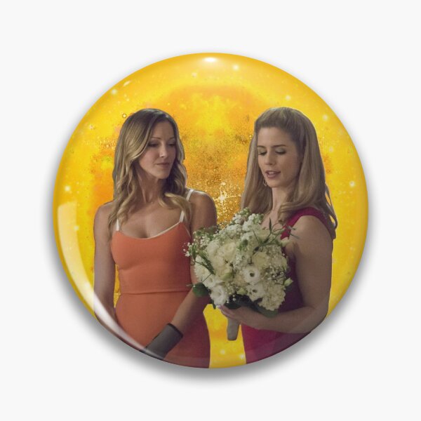 Aperçu de l'œuvre Laurel Lance et Felicity Smoak fond d'or créée et vendue par dutchchu.