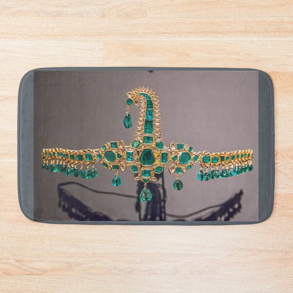 Item preview, Qatar. Doha. Emerald and Diamond Turban Brooch. designed and sold by vadim19.