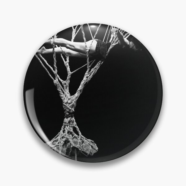 Paloma Negra Pin