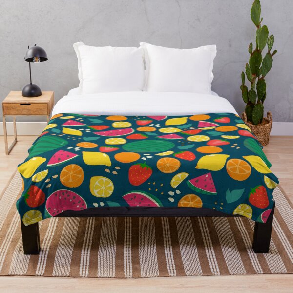 Aperçu de l'œuvre Fruits d'été motif fond bleu créée et vendue par tlemskaya.