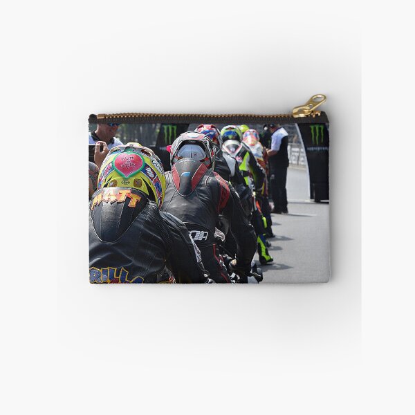 Artikelvorschau, Isle of Man TT 2018 Startlinie entworfen und verkauft von LivingDeadGirlx.