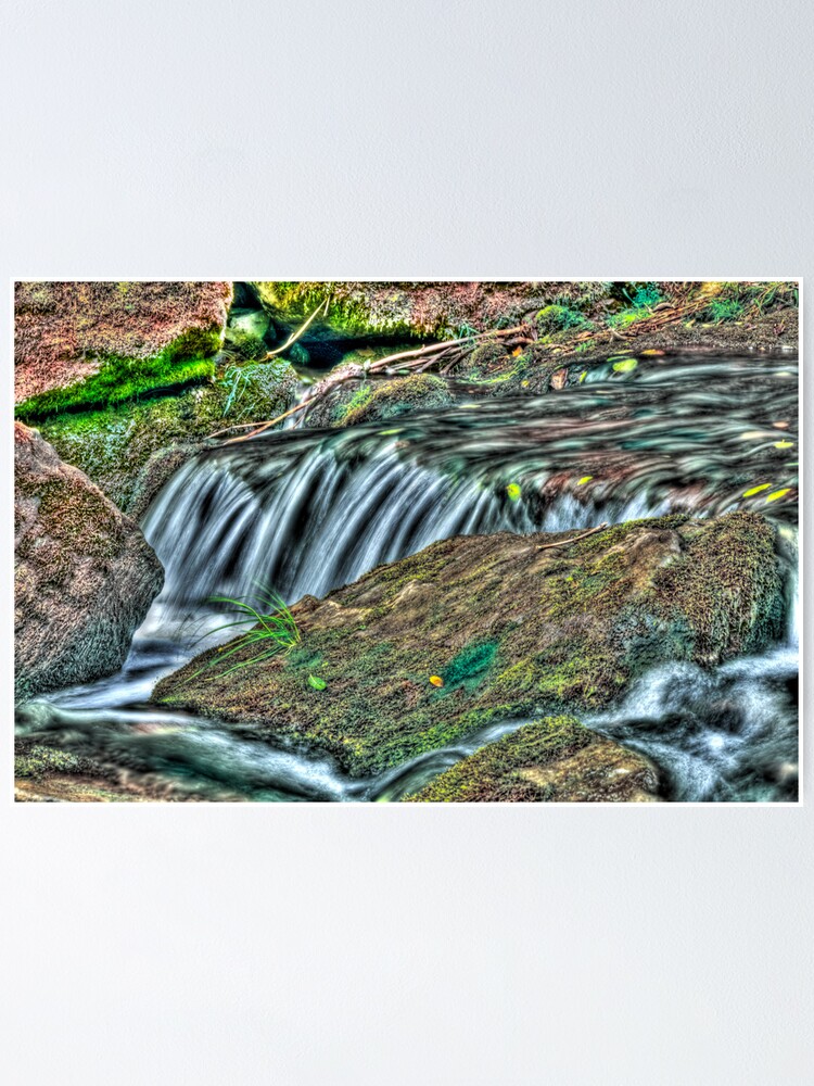 Imagen 1 de 3, Póster con la obra Waterfall 4, diseñada y vendida por silversnapper1.