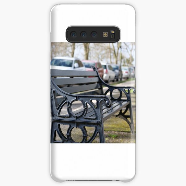 Bench for people to sit along the Thames river embankment in Windsor, Berkshire, England, UK Samsung Galaxy Snap Case
