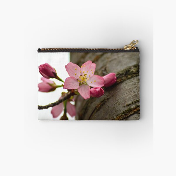 Artikelvorschau, Kirschblüten-Ast entworfen und verkauft von bittervictory.