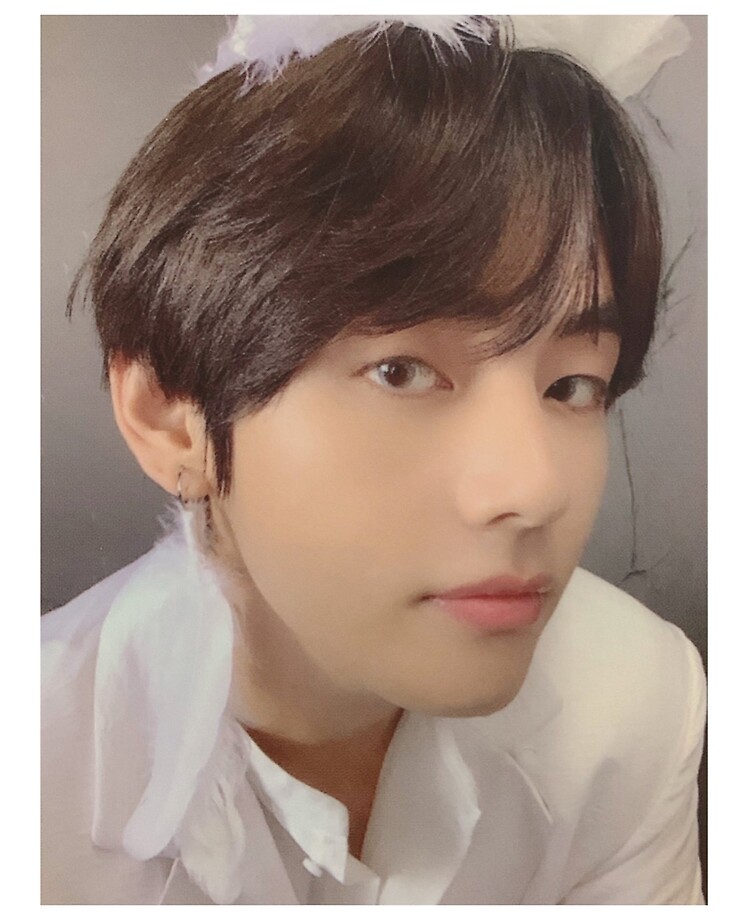 V Map Of The Soul 7 Bts V Taehyung Map Of The Soul 7 Photocard" Ipad Case & Skin By Adayahdez |  Redbubble