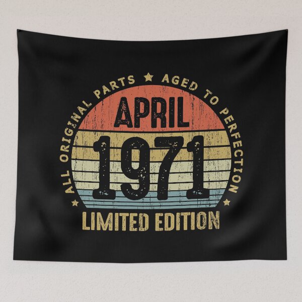Artikelvorschau, Vintage April 1971 All Original Parts Born in April 50th Birthday Gift 50 Years Old entworfen und verkauft von BlueShop.