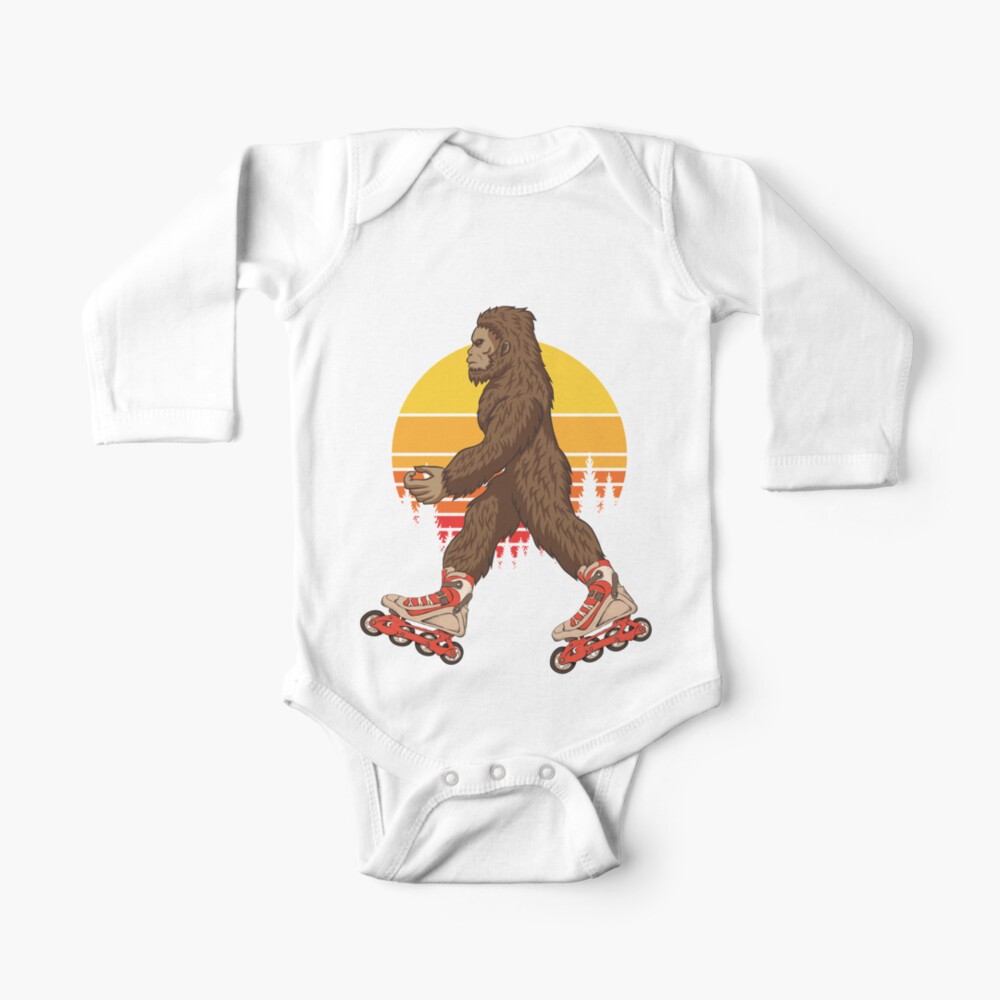 Body Para Bebe Divertidos Dibujos Animados De Patinaje Sobre Ruedas Bigfoot De Mreddie10 Redbubble