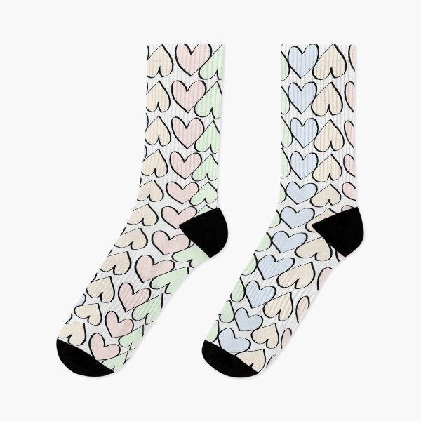 Artikelvorschau, Süße minimalistische Herzkette in Multicolor entworfen und verkauft von RamenPoodle.