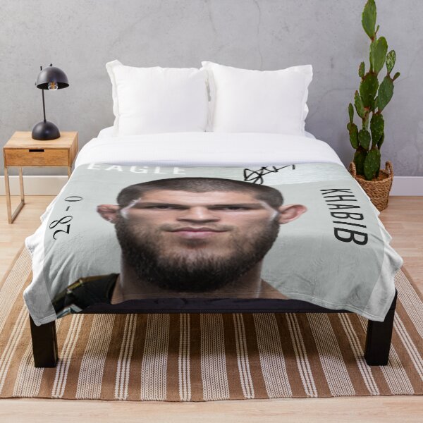 Item preview, Khabib Nurmagomedov Campeón de MMA "El Águila" designed and sold by LVKH.