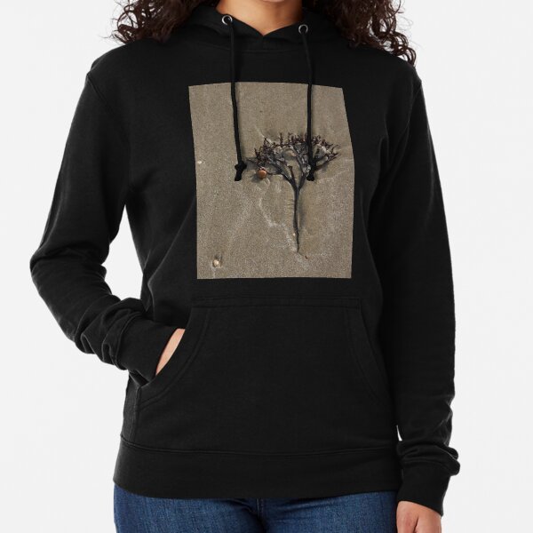 Lone Tree Seaweed Sand Landscape Photo Lightweight Hoodie
