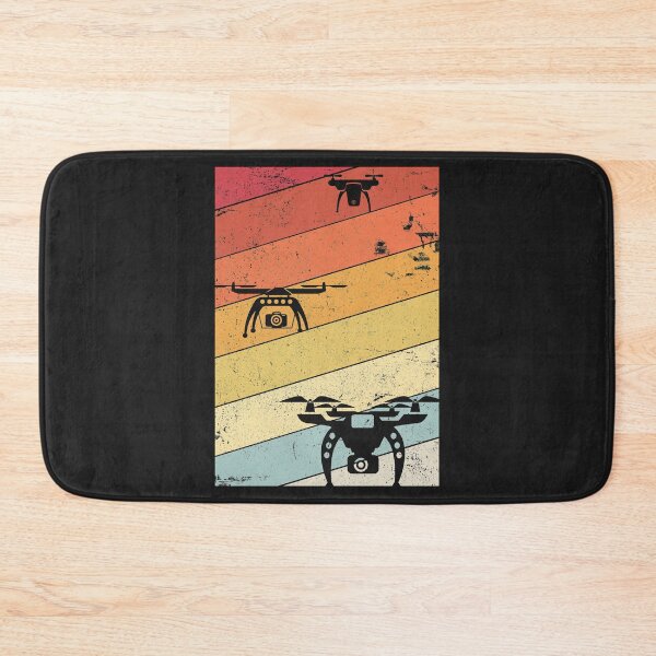 Artikelvorschau, Drohnen-Design. Retro Style Quadcopter Produkt entworfen und verkauft von PackAPunch.