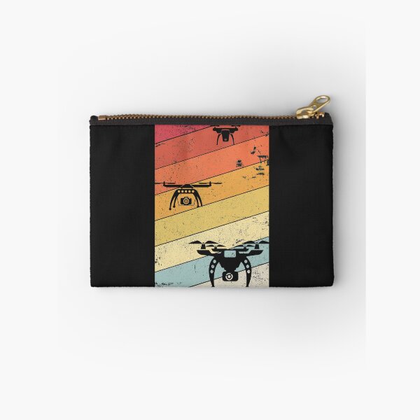Artikelvorschau, Drohnen-Design. Retro Style Quadcopter Produkt entworfen und verkauft von PackAPunch.