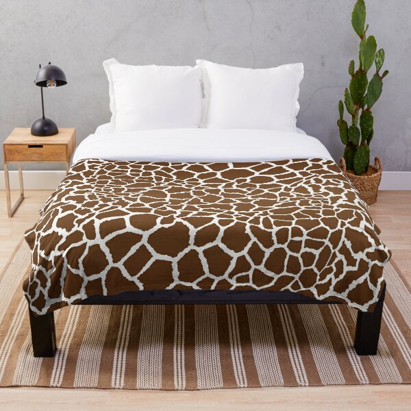 Giraffe Throw Blankets | Redbubble