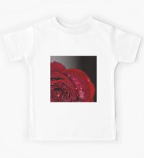 Red Rose macro 2 Kids Tee