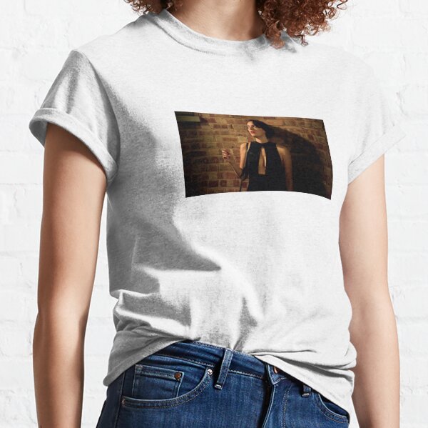 Vista previa del artículo con la obra «Fleabag», diseñado y vendido por Fun Stuff Merch.