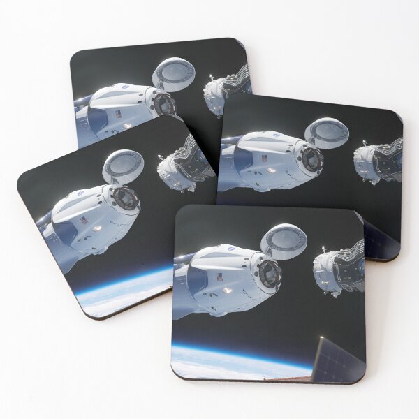 Item preview, SpaceX Crew Dragon designed and sold by Star-Citizen.