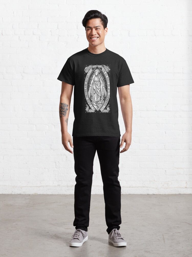 Discover Vintage Virgin Mary Engraving T-Shirt