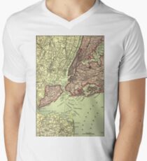Camiseta para hombre de cuello en v Vintage NYC and Surrounding Areas Map (1879)