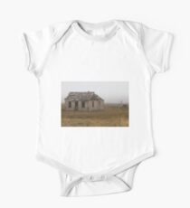 Ruins One Piece - Short Sleeve