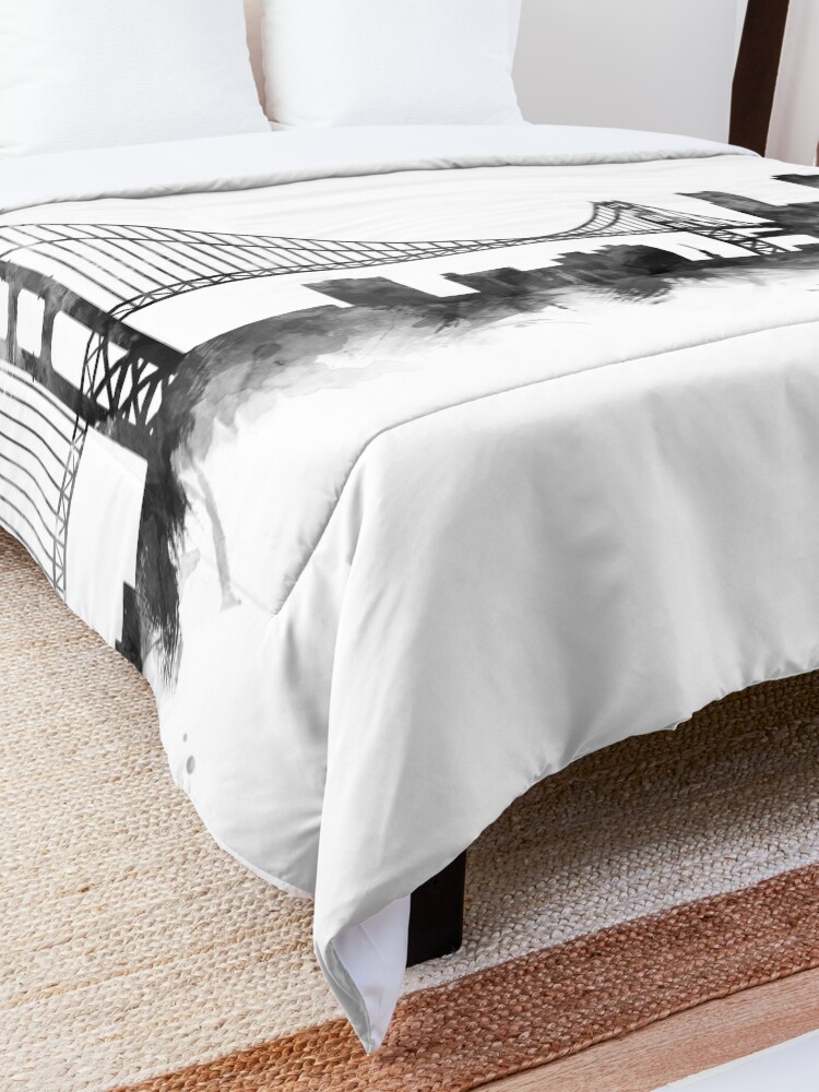 Alternate view of San Francisco Skyline Comforter