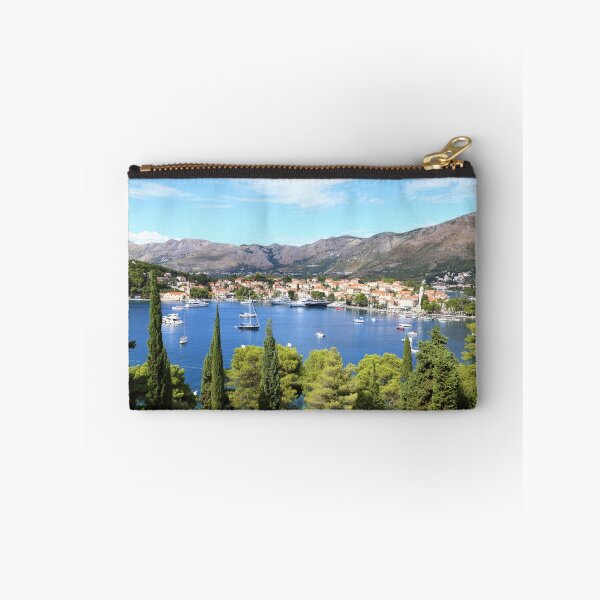 Aperçu de l'œuvre Cavtat, Croatie. créée et vendue par prestongeorge.