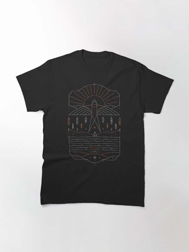 Aperçu 3 sur 7. T-shirt classique avec l'œuvre Le navigateur créée et vendue par thepapercrane.