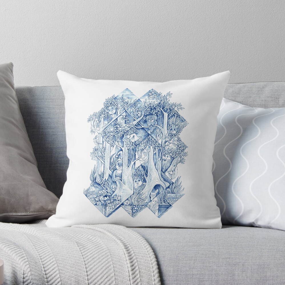 Jungle hide-and-seek Throw Pillow
